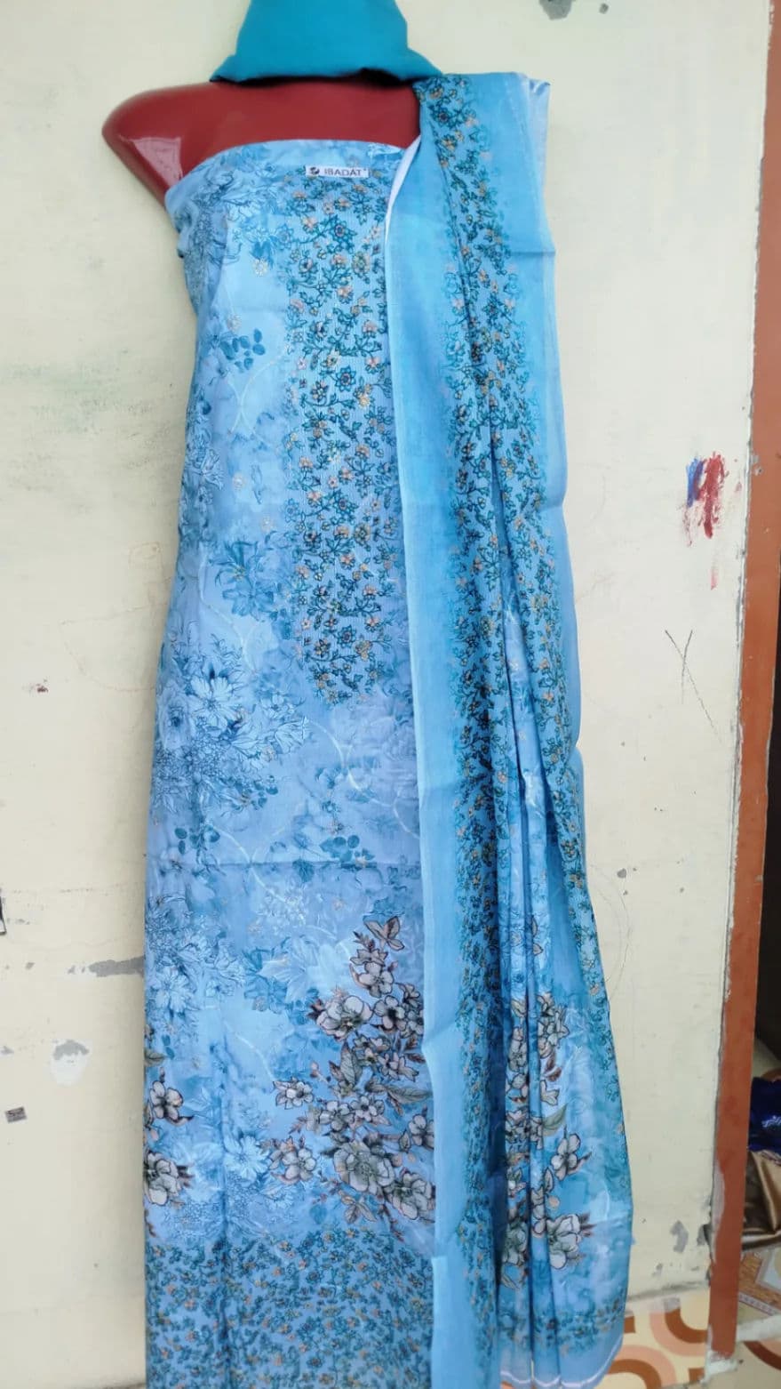 অলওভার ইন্ডিয়ান সিকুয়েন্স থ্রি-পিস 2